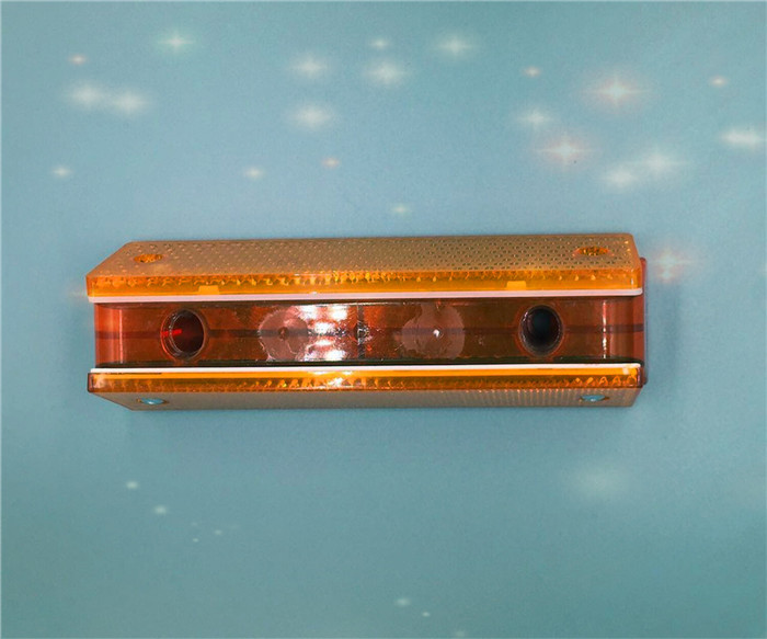 40*180mm塑料反光標(biāo)